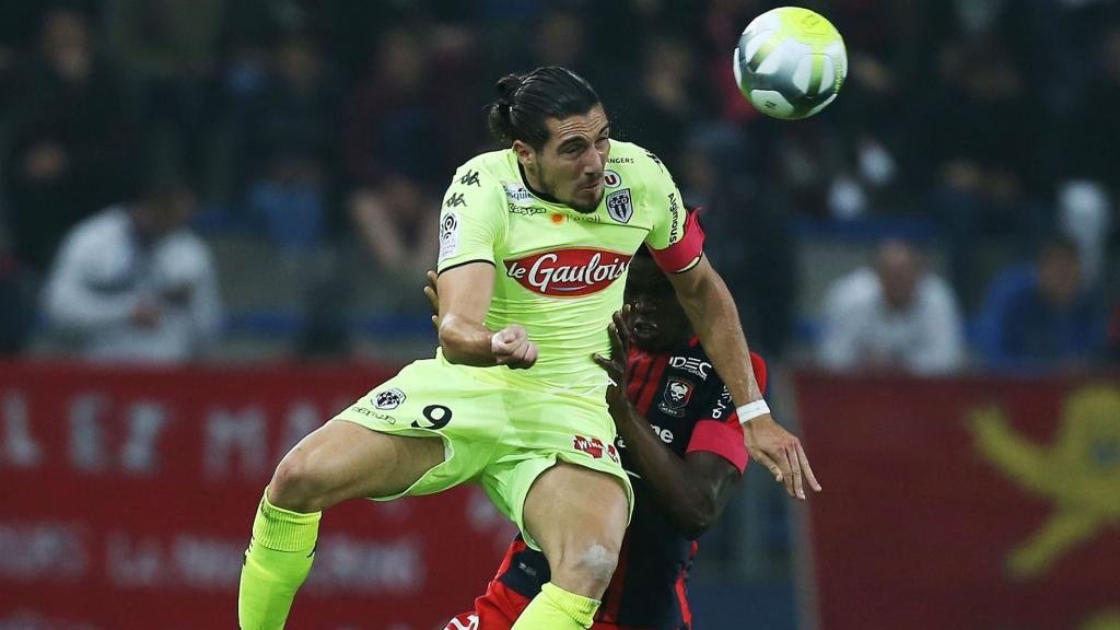 Enzo Crivelli prêté avec option d'achat à Caen