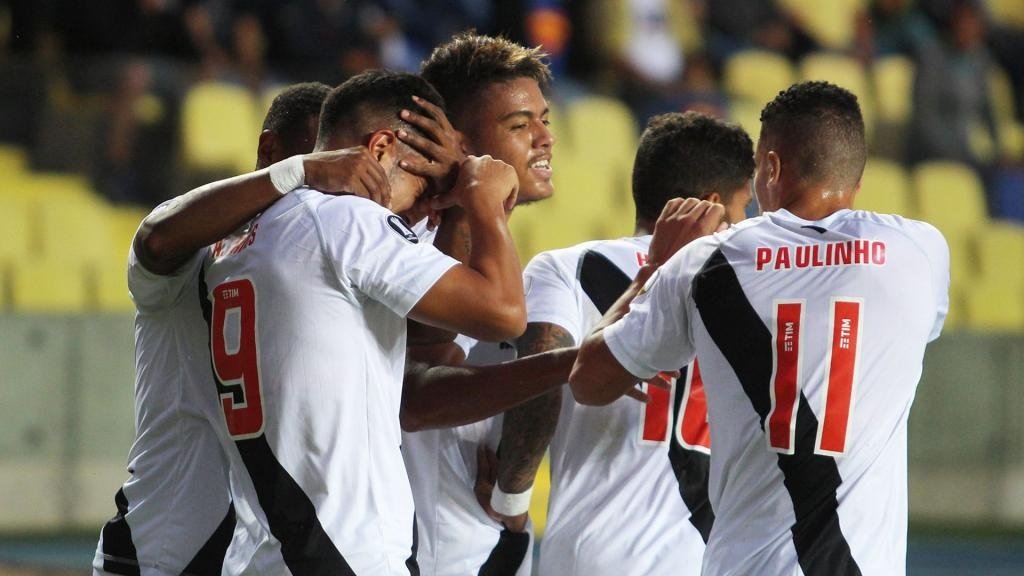 Jogos decisivos pela Libertadores e Copa do Brasil agitam a quarta-feira