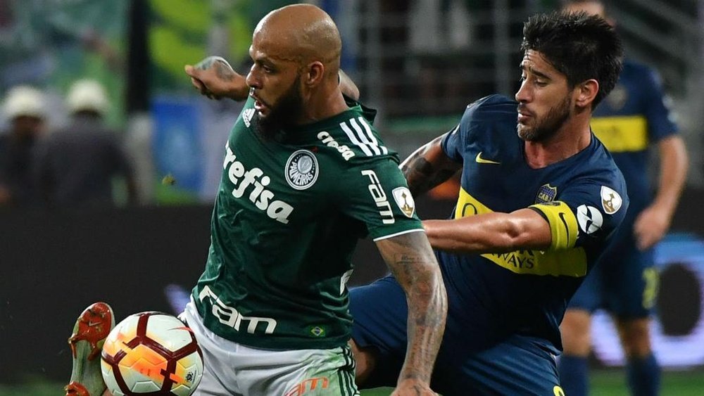 Felipe Melo e Boca Juniors: entenda a relação de carinho e as especulações sobre o futuro. AFP