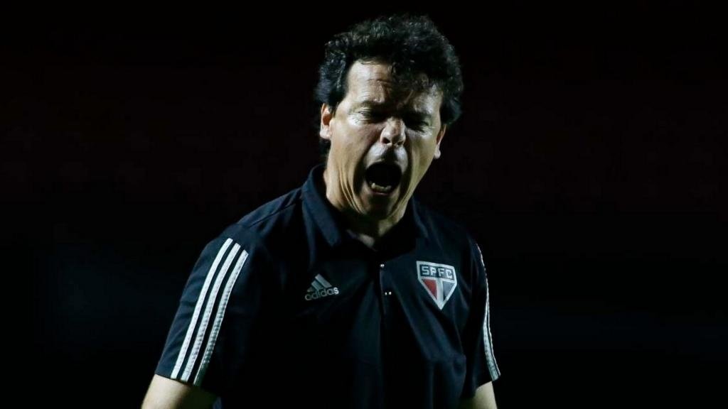 Sequência que quase derrubou Diniz volta a deixar São Paulo em apuros. EFE