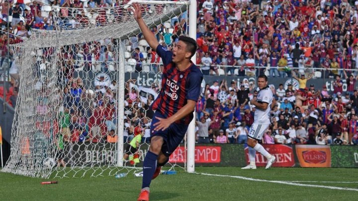 Cerro Porteno's 14-year-old striker Ovelar scores in derby