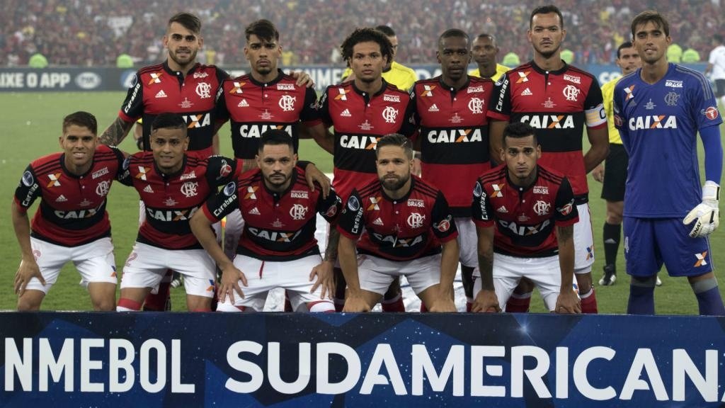 Ataque, zaga e lateral: as posições mais carentes do 'Fla' para 2018