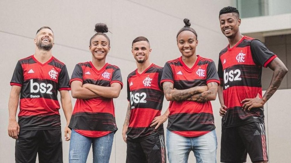 Incomodado com a Adidas, Flamengo estuda o mercado. EFE
