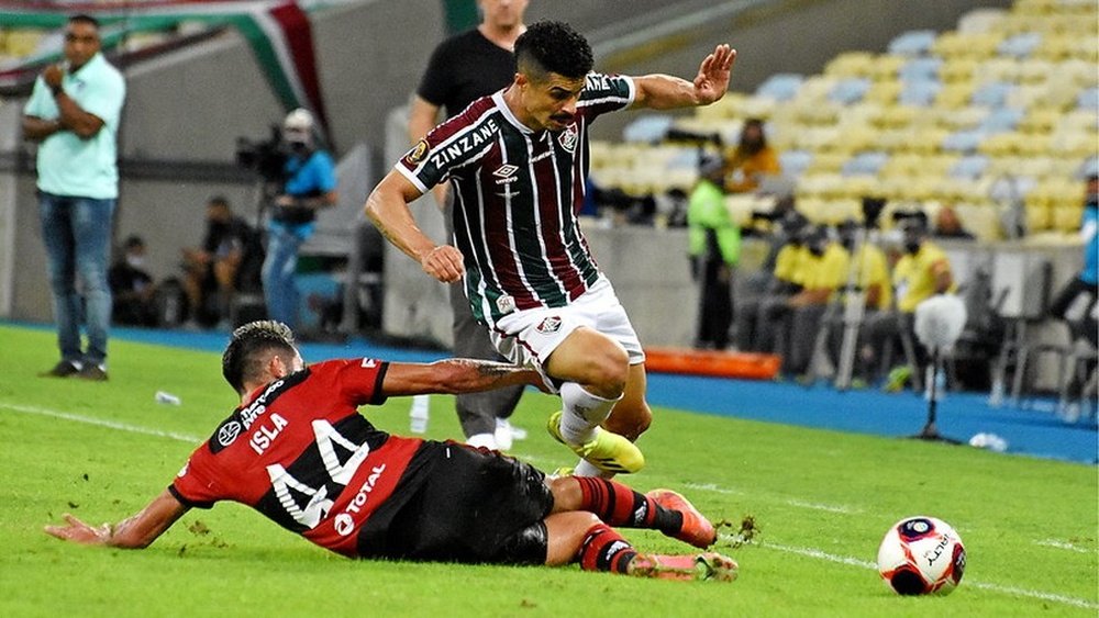 Nino, do Fluminense, manda recado ao Flamengo: não vão ganhar na briga