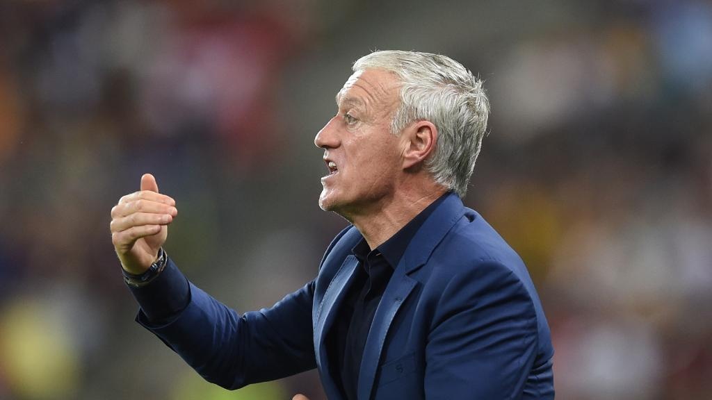 ï»¿Deschamps leaves out Giroud once more, tells France to complete World Cup process
