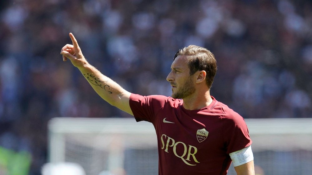 Francesco Totti devrait rester à l'AS Roma. Goal