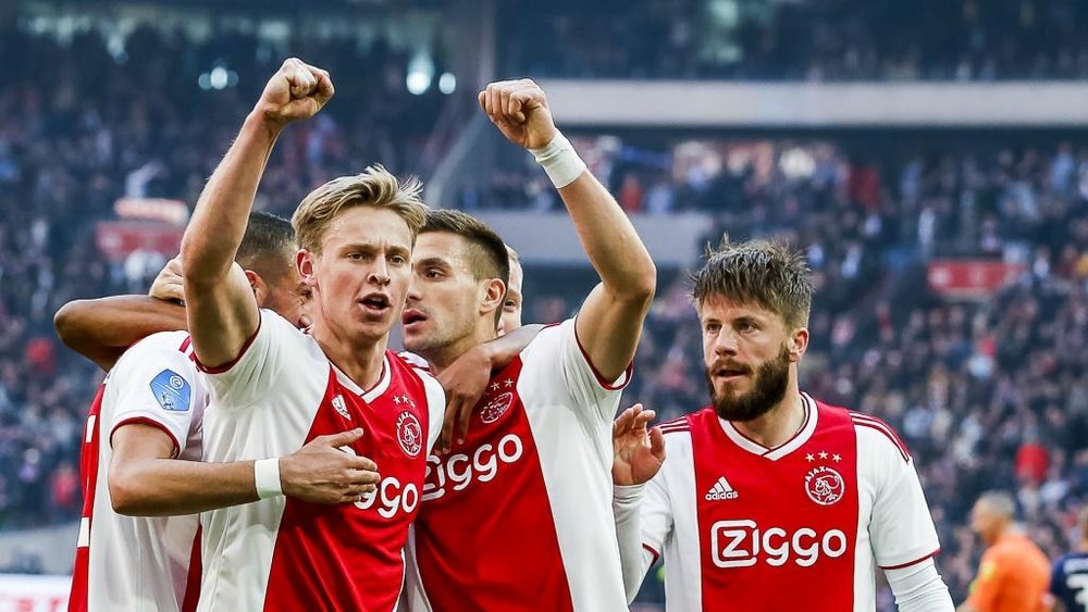 Frenkie de Jong é uma das estrelas do Ajax. Goala