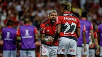 Gabigol e Bruno Henrique, os maiores artilheiros do Flamengo no século. AFP