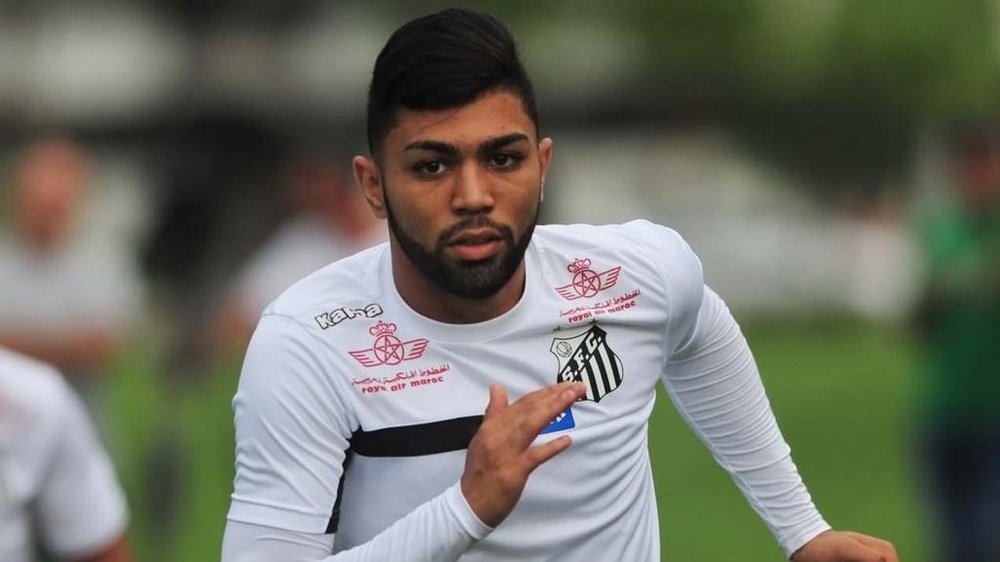 O atacante que pertence a Inter de Milão está em negociações avançadas com o Flamengo. AFP