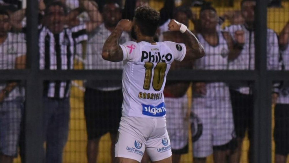 Gabigol decide no Pacaembu. Goal