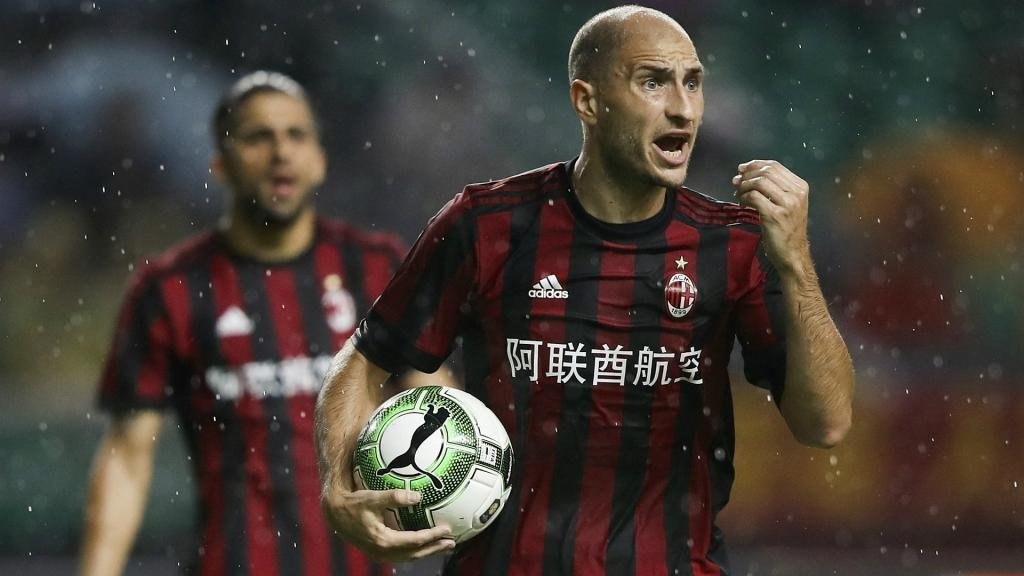 Paletta joins Capello at Jiangsu Suning