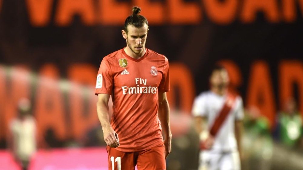 Bale 'still loves football' - Giggs. Goal