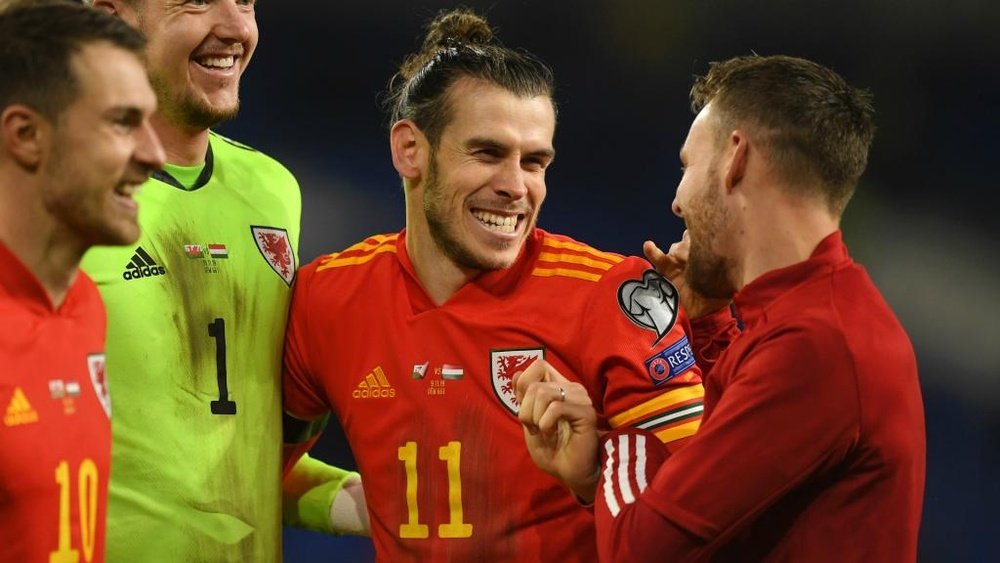Bale celebrates Wales success