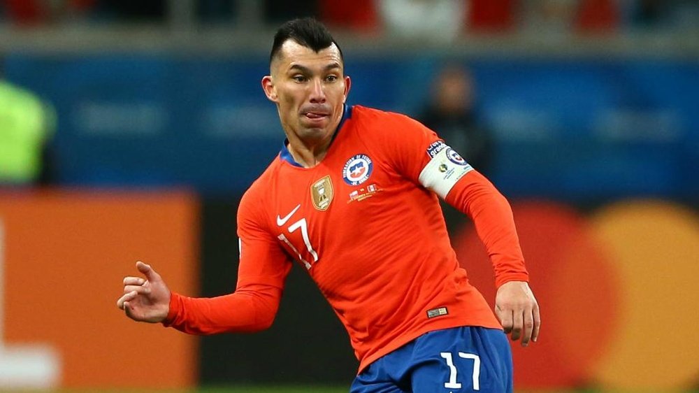 Medel joins Bologna from Besiktas