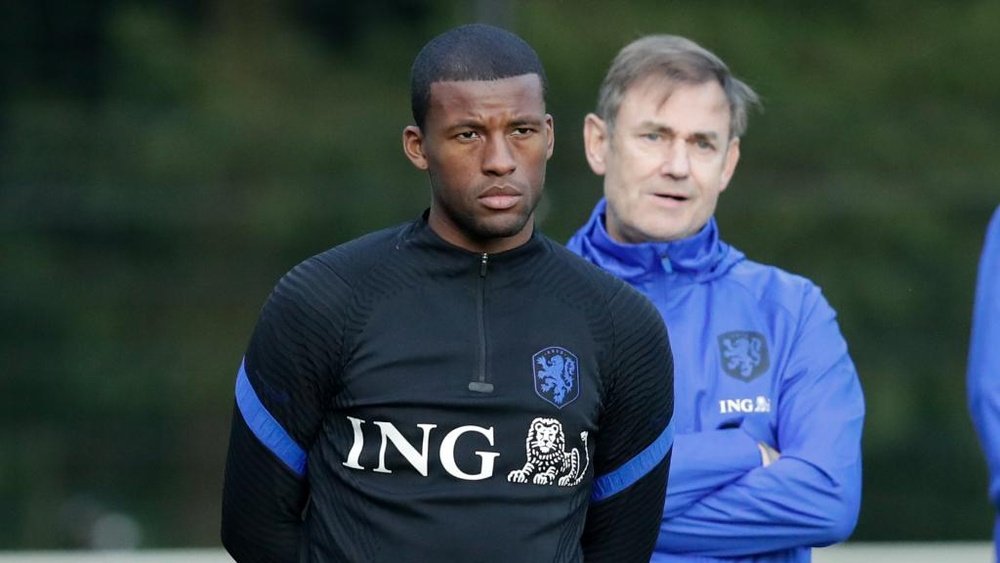 Wijnaldum 'not completely happy'