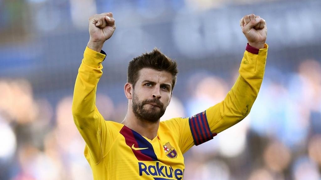 Piqué ha provato a diventare proprietario del Notts County, club semi-professionistico inglese militante in quinta serie: tuttavia l'acquisto non è andato a buon fine.