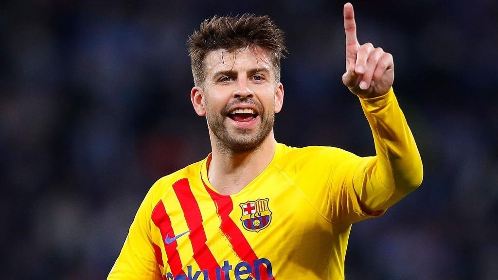 Kluivert and Laporte lead tributes to Barca star Pique ahead of retirement