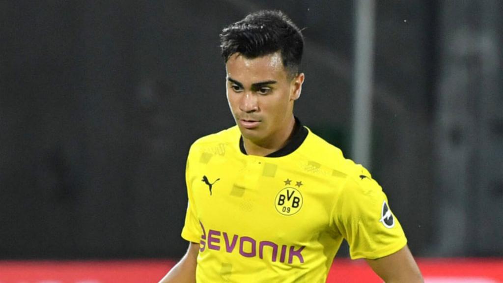 Sem espaço, Reinier pode deixar empréstimo com o Borussia Dortmund.