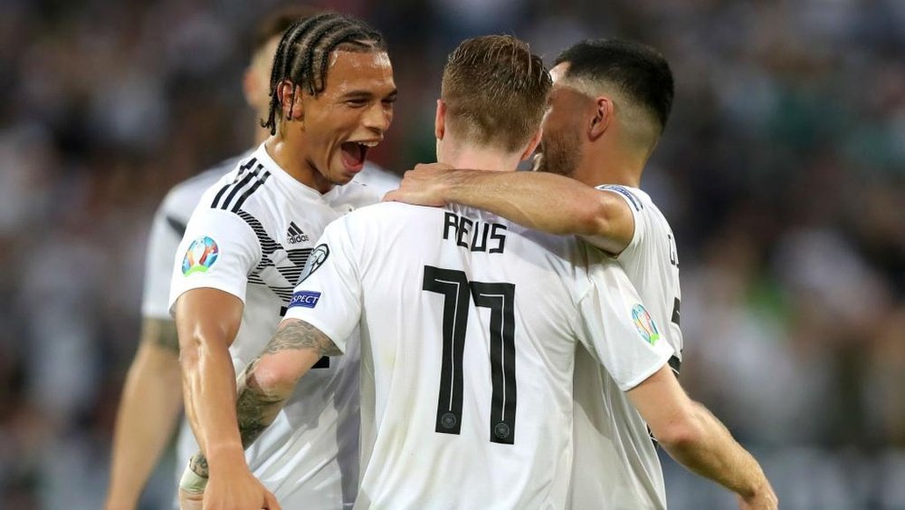 Germany destroyed Estonia. GOAL