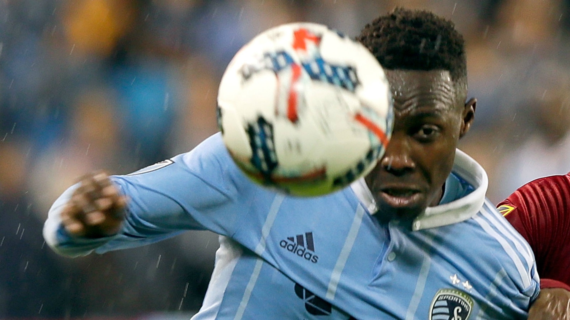 MLS Review: Gerso scores 13-minute hat-trick, Dynamo lose in Philadelphia