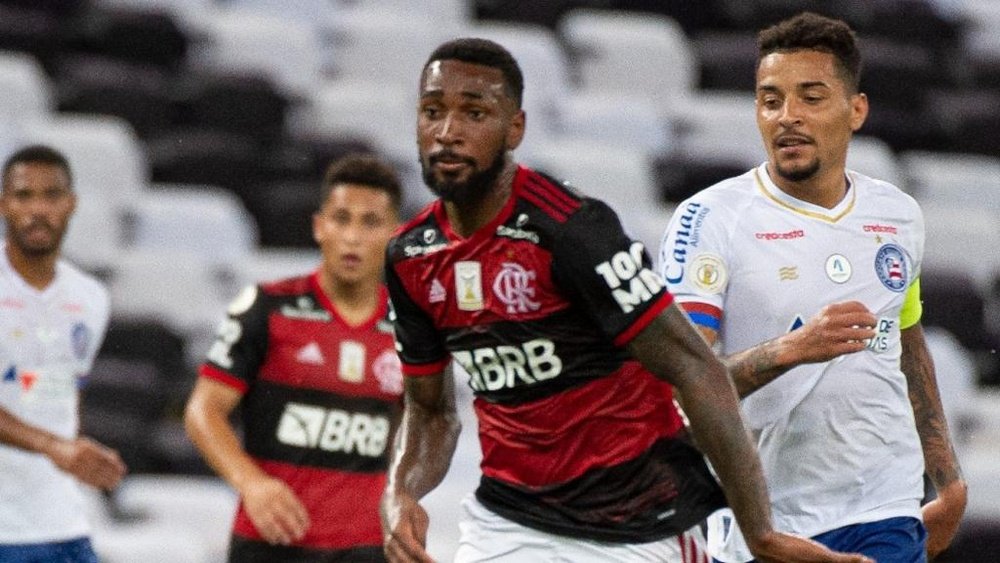 Gerson, do Flamengo, acusa jogador do Bahia de racismo: “isso eu não aceito”