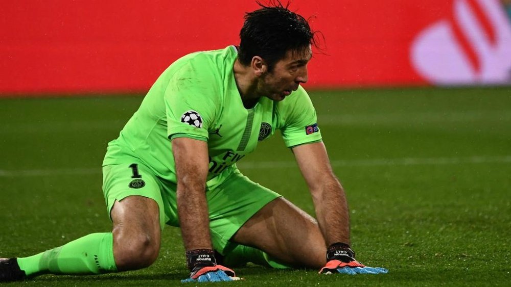 Buffon afastado do seu sonho: a Champions. Goal