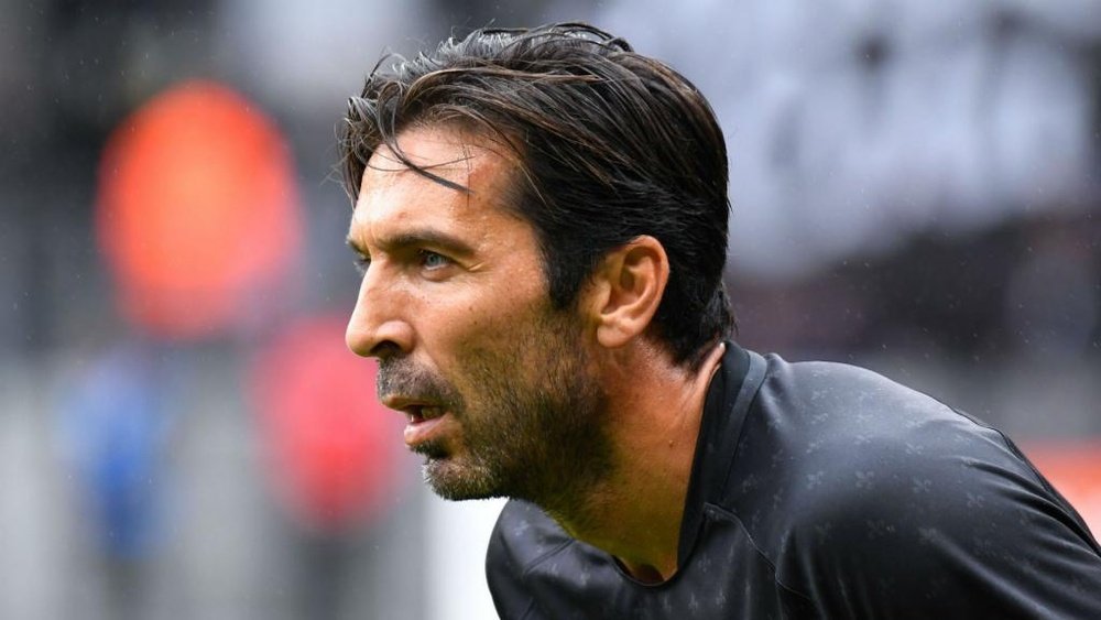 Buffon says he is getting on well with Areola, despite the competition for places. GOAL