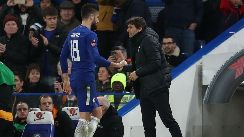 Conte given selection headache ahead of Barcelona clash