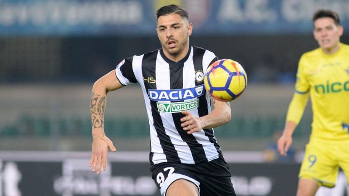 Parma, Pezzella è ufficiale: prestito con obbligo di riscatto dall'Udinese