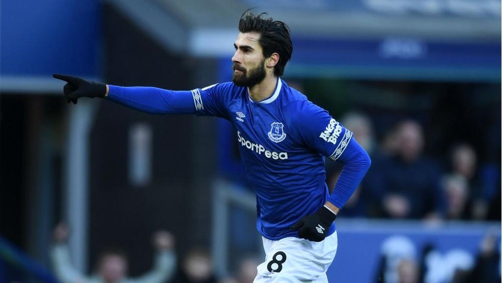 Everton's Gomes thanks supporters for 'positive energy'. GOAL