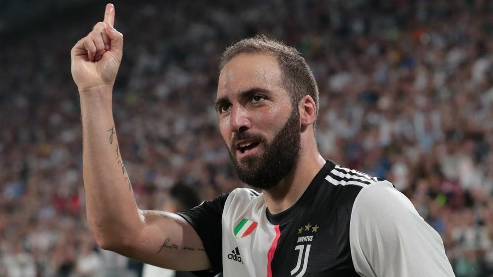 Higuain a changed man after problems at Chelsea, says Juventus boss Sarri. Goal