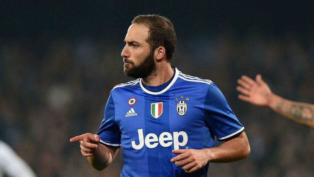 Higuain. GOAL