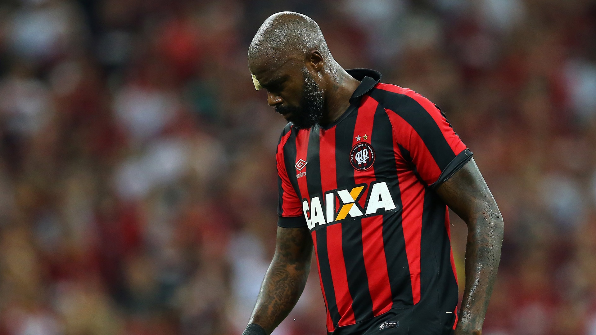 Grafite rescinde com o Atlético-PR por insatisfação com desempenho