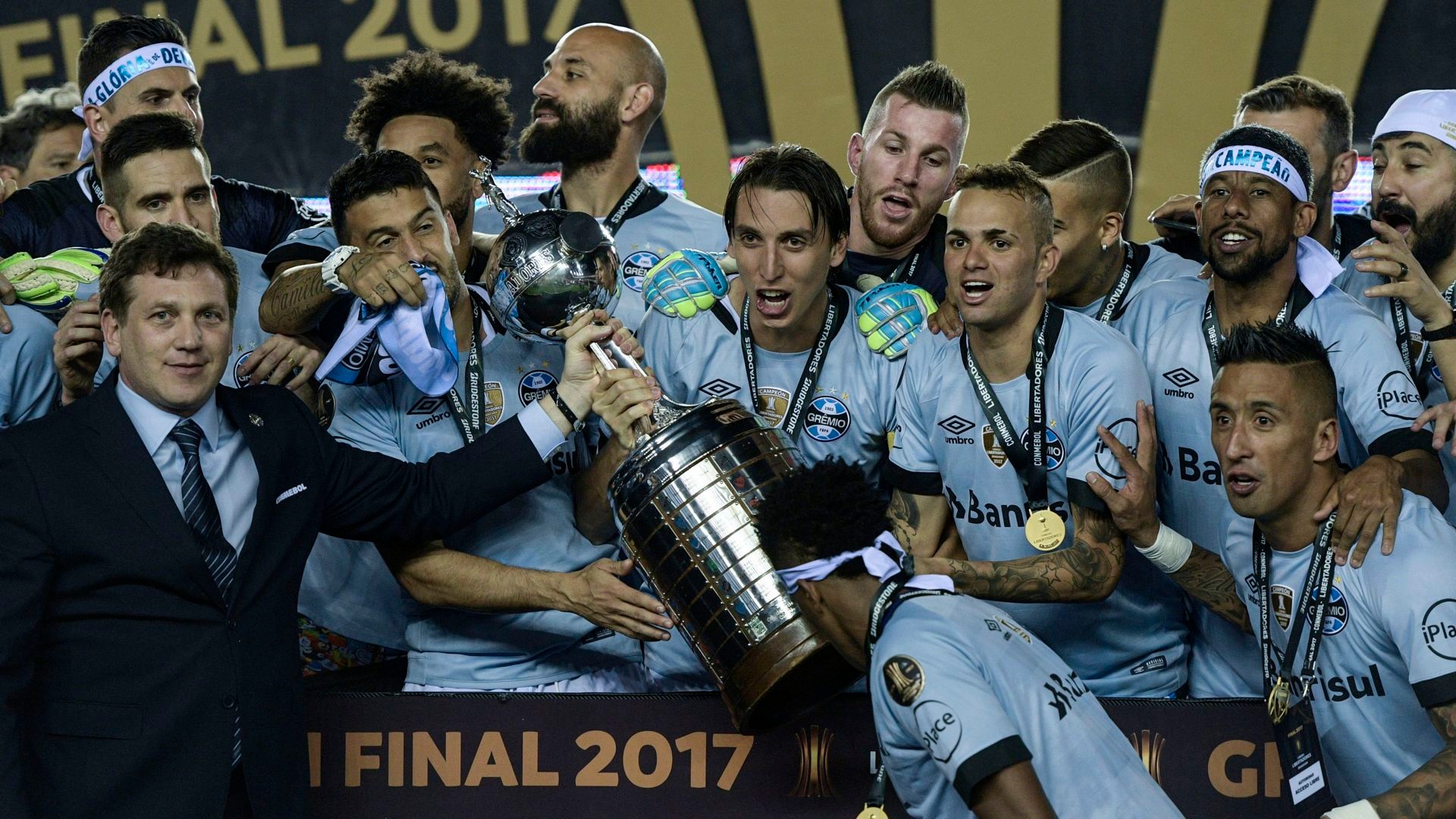 Retrospectiva 2017: Cruzeiro e Corinthians campeões nacionais, e Grêmio (quase) acabando com o planeta em dezembro