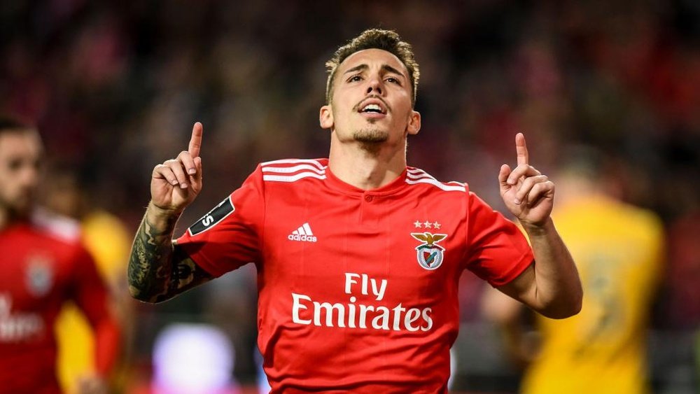 Alejandro Grimaldo ne voudrait pas prolonger. GOAL