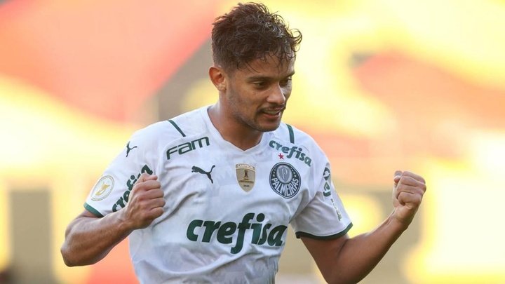 Gustavo Scarpa avisa diretoria que quer deixar Palmeiras