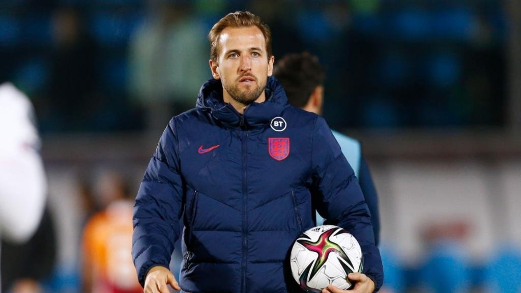 Kane staying on against San Marino would've brought a call from Rooney's family, jokes Southgate