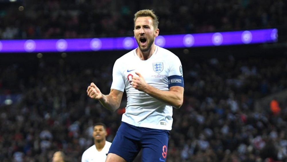 Southgate backs Kane to take record