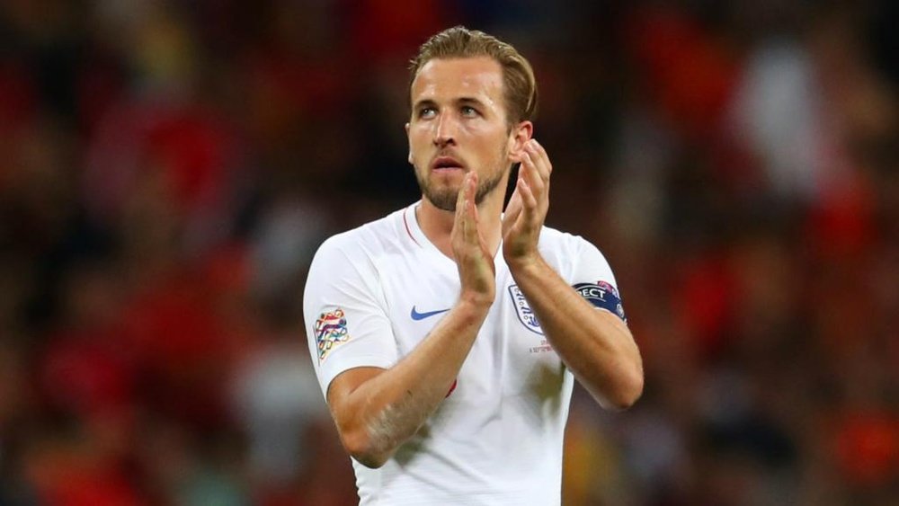 Referee bottled Welbeck decision, claims Kane. Goal