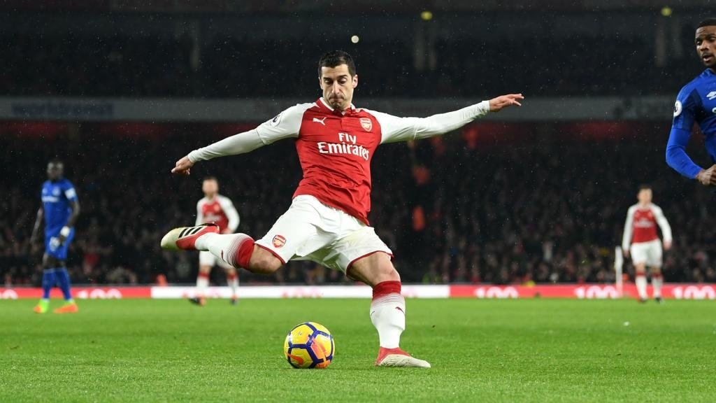 Mkhitaryan dazzles on full debut