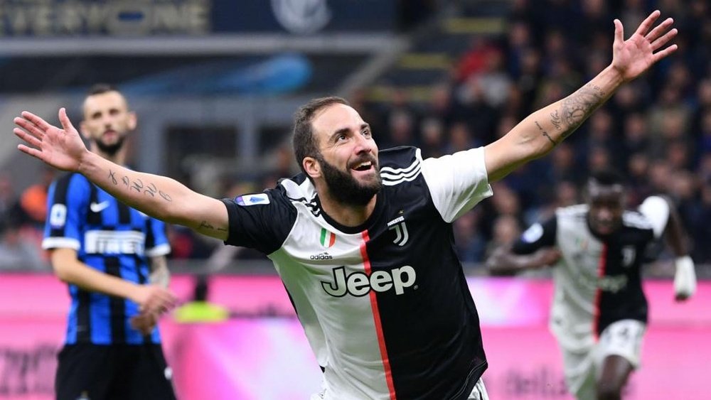 Inter-Juventus (1-2), Higuain offre le derby d’Italie à la Juve. AFP