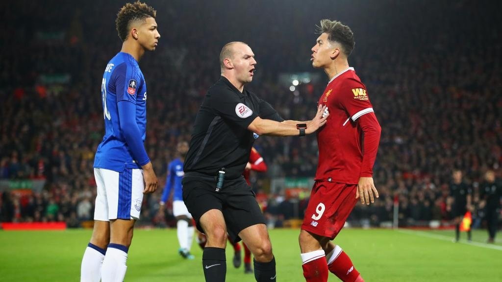 Klopp and Allardyce not drawn on Firmino, Holgate incident