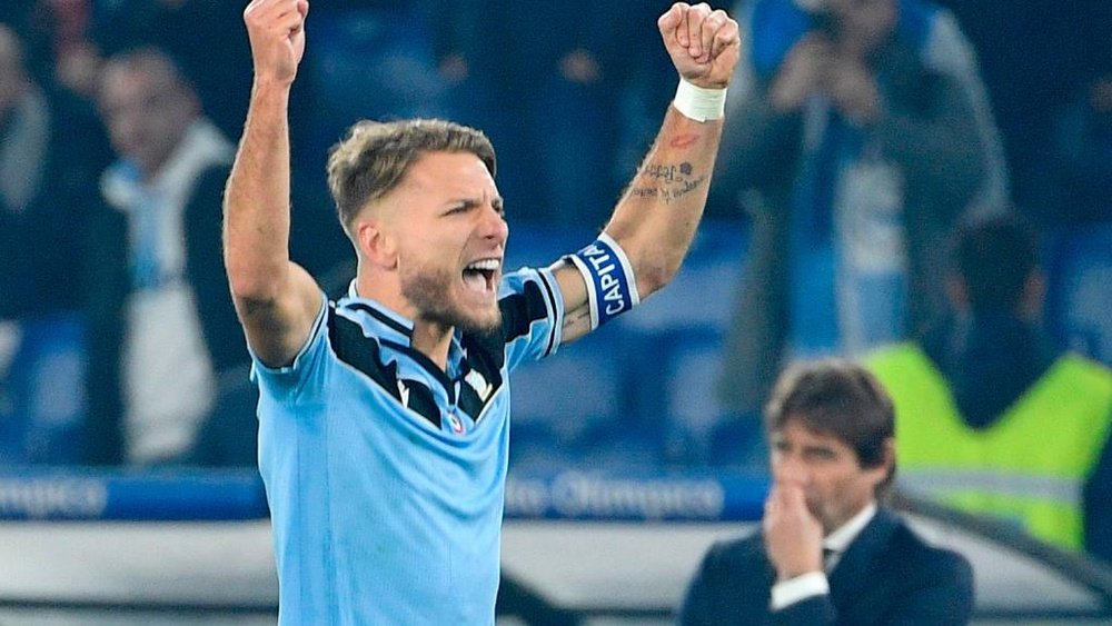 La Lazio frappe un grand coup en battant l'Inter. Goal