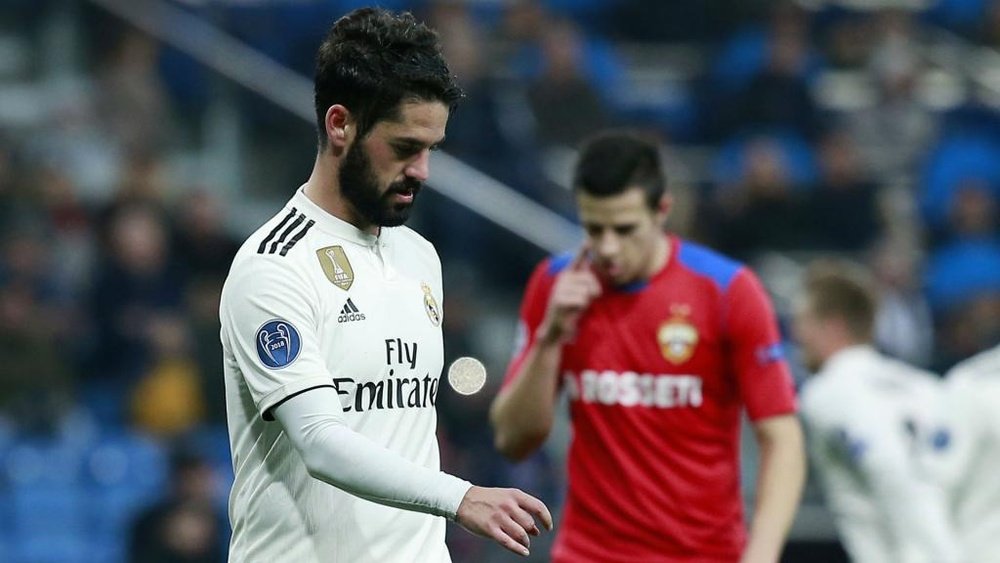 Isco continues to be at war with his manager. GOAL