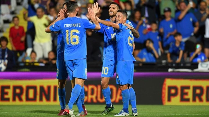 Barella and Pellegrini give Azzurri first Nations League win