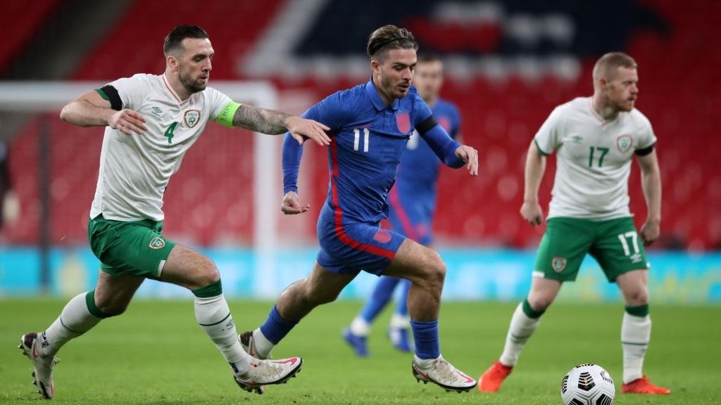 Southgate's Grealish dilemma 'part of life at the top' - Sven had Gerrard or Lampard!. GOAL