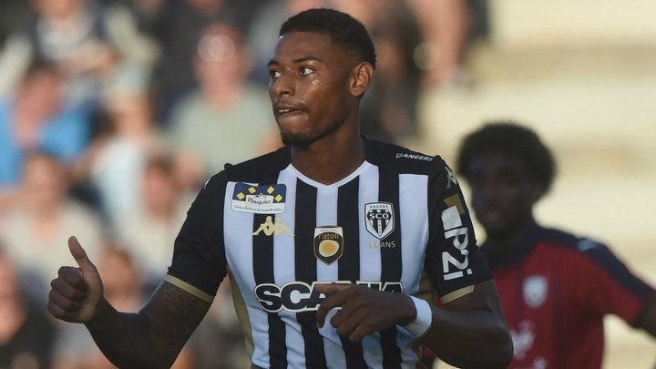 Deal agreed for former Arsenal attacker Reine-Adelaide to join Lyon