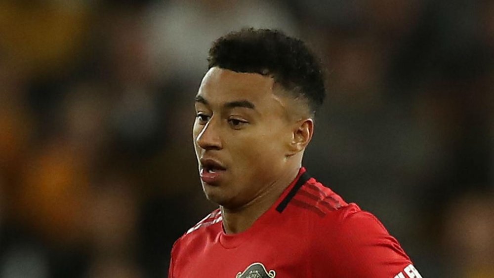 Solskjaer defends Lingard as poor form continues