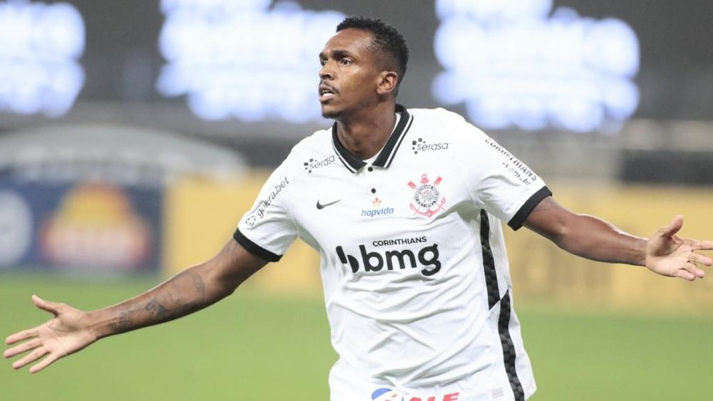 Quantos gols Jô tem pelo Corinthians? AFP