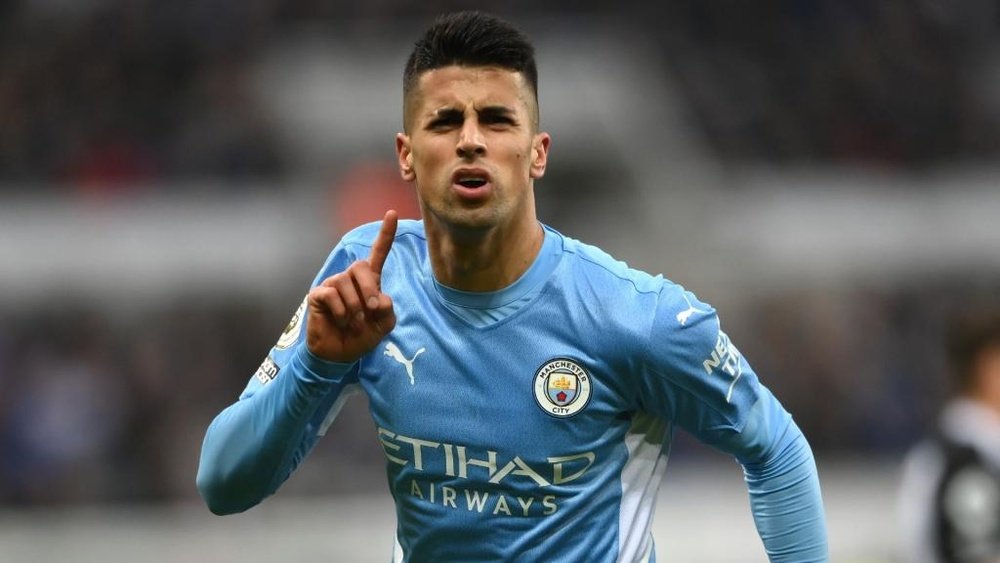 Cancelo, Alexander-Arnold et Reece James, les meilleurs latéraux de Premier League. goal
